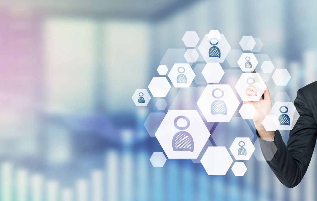 mens centraal in processen